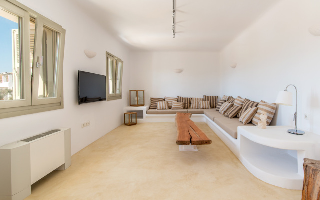 Le GrandMykonos Villa