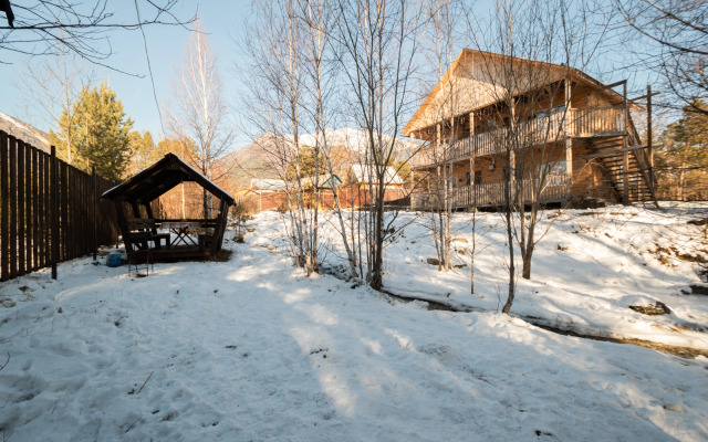 Отель Дом у реки