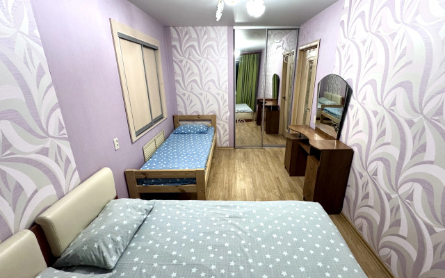 Квартира 2комнатная Студия YarApartments на Толбухина 31