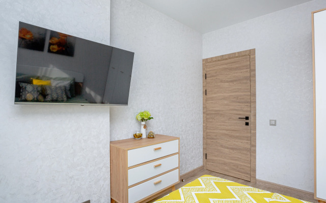 Yellow U Morya Apartments