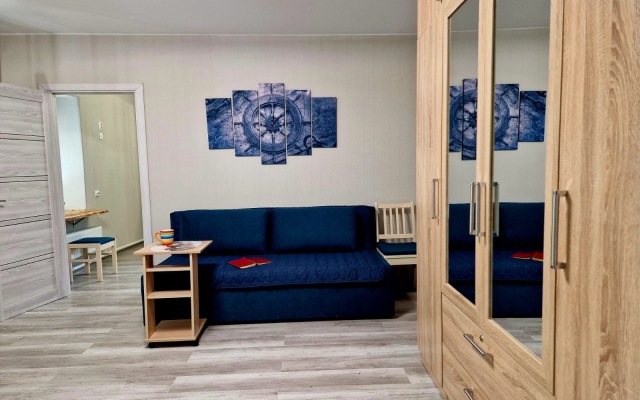 Oliviya Flat