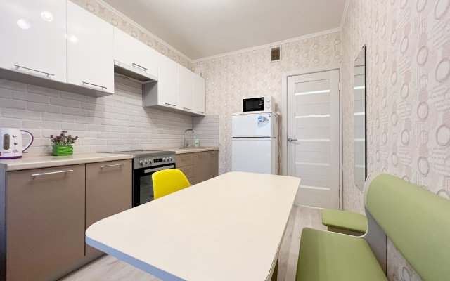 1ka Nevabed U Metro Flat