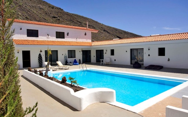 Wolfhouse Villa