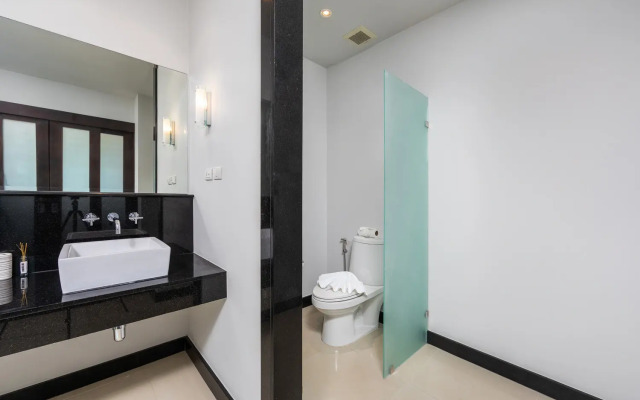 Tayandu 2BR Private Pool Nai Harn Beach Villa