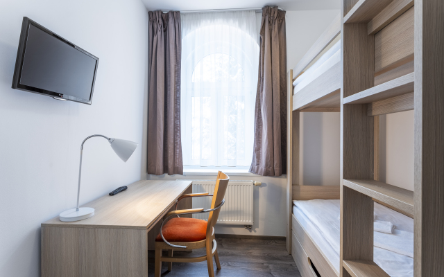 Dagmar Hotel