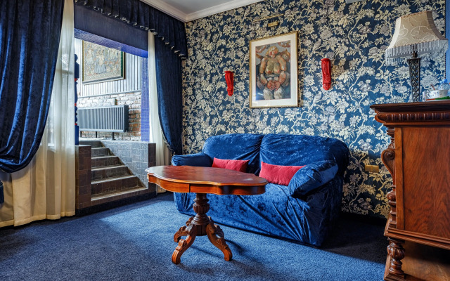 Bristol Hotel