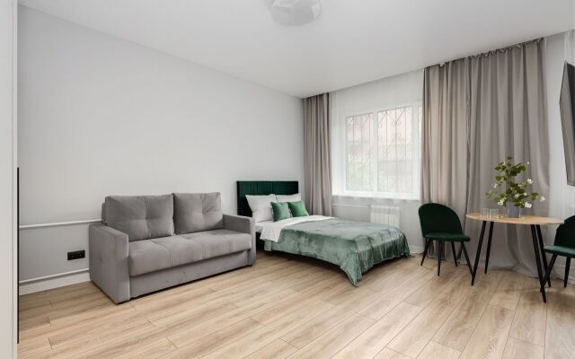 Na ul. SHvernika Flat