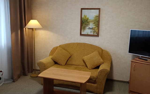 Отель Поворот