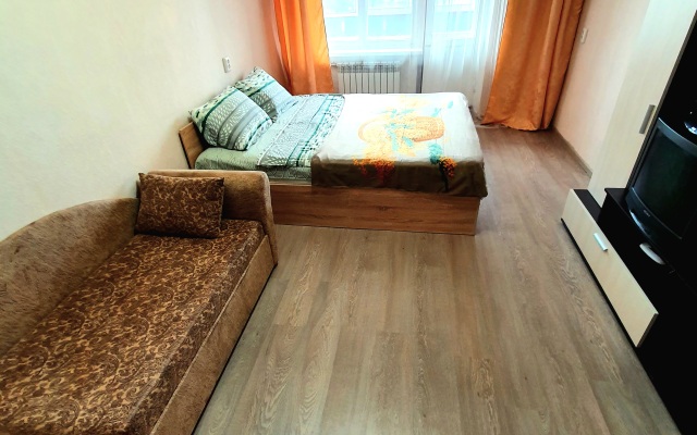 Oranzhevaya Na Dimitrova Apartaments