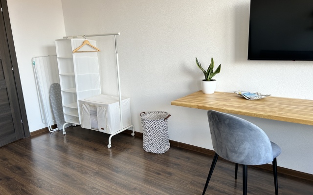 Studiya Briz Layt Flat