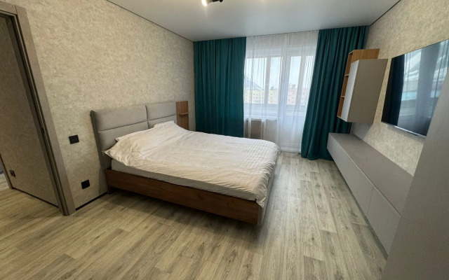 Entuziast 1 Flat