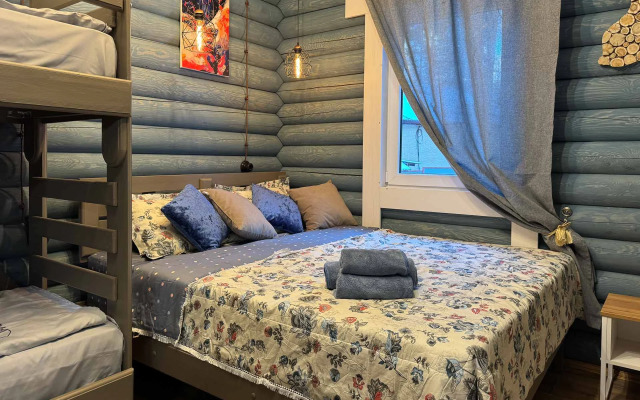 Частный дом У друзей сруб