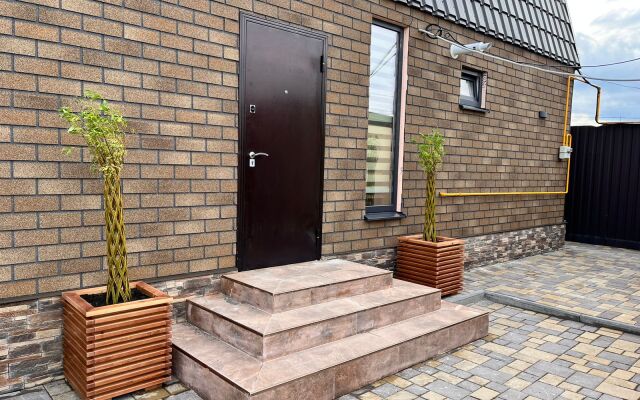 S Basseynom I Baney Guest House