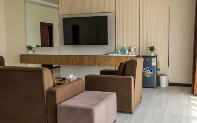 Firdavsi Hotel