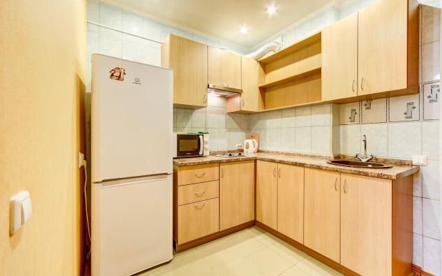 Апартаменты на Дунайском 23