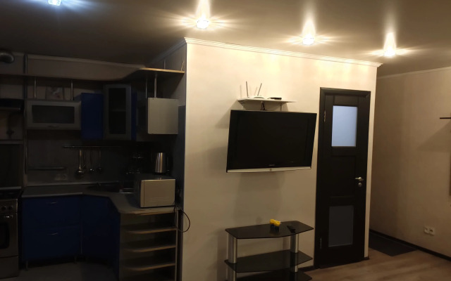 8 otdelnykh spalnykh mest Flat