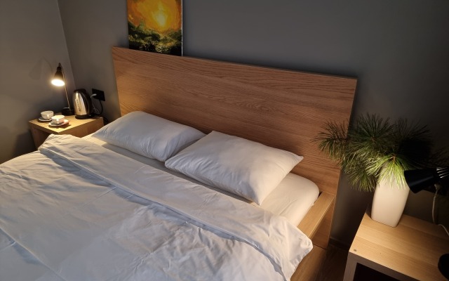 Ostrovskogo 11 Guest House