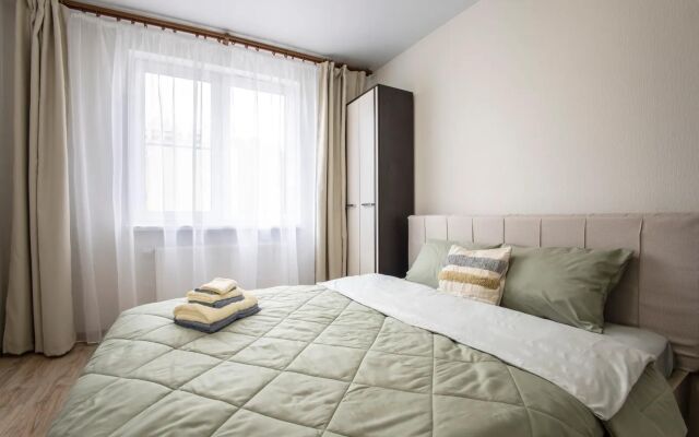 Na Geroyev Donbassa 2 Flat