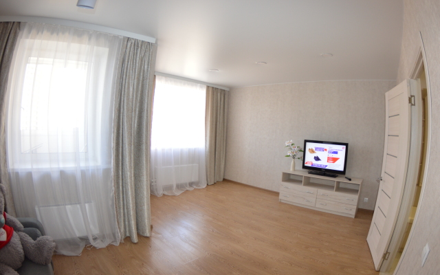 Апартаменты Двухкомнатная квартира на Мира 9В