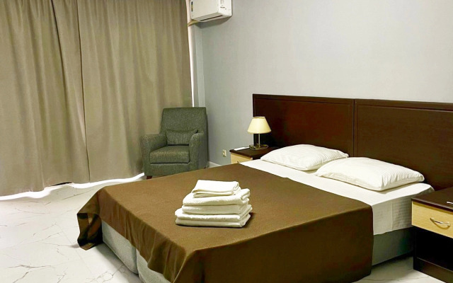 Lotos Apartment Hotel