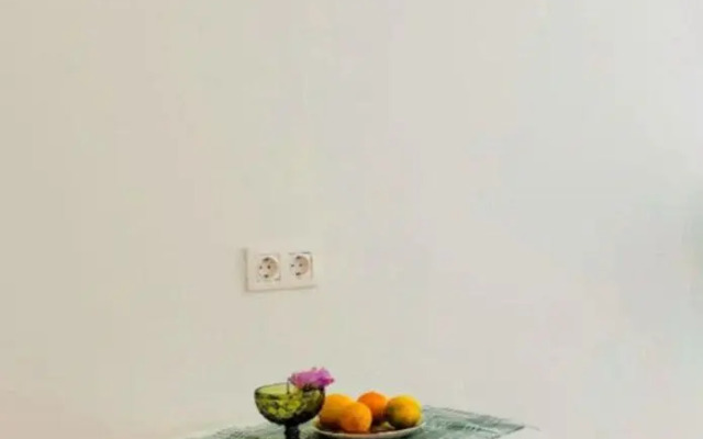 Lena Lemon Seaside Studio Apartments