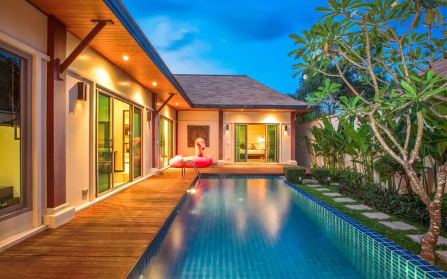 Buton 3 BR, Private Pool, Nai Harn Beach Villa