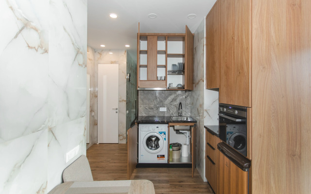 V centre Sochi 10 minut do morya AK Arhitektor chetirehmestnie komfort Apartaments