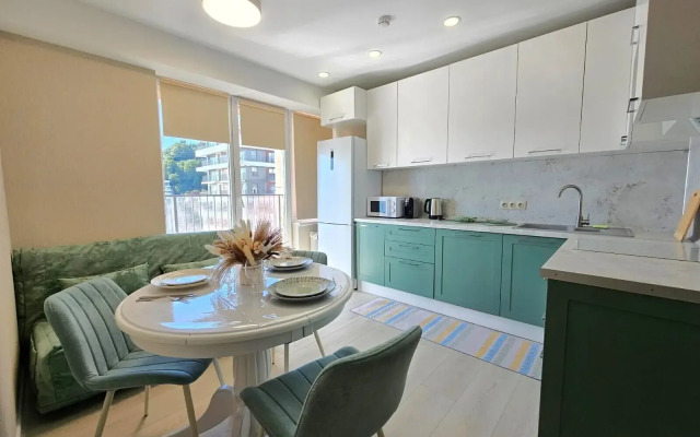 Na Ul Staroshosseynaya 5k8 Apartments