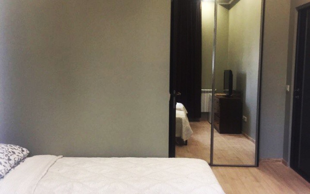 Zeleny Dom Guest House