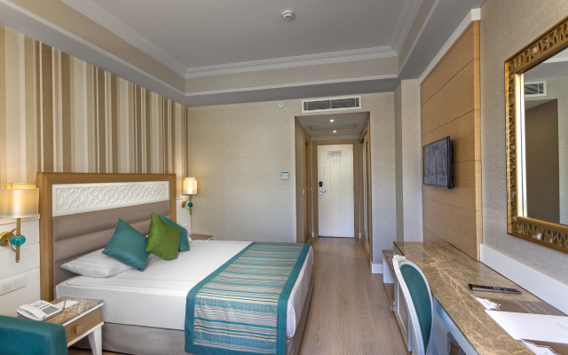 Karmir Resort  & SPA Hotel