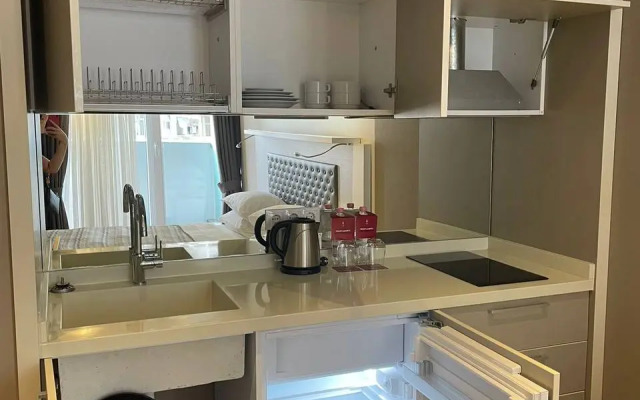 Annabelle Studio Apartments