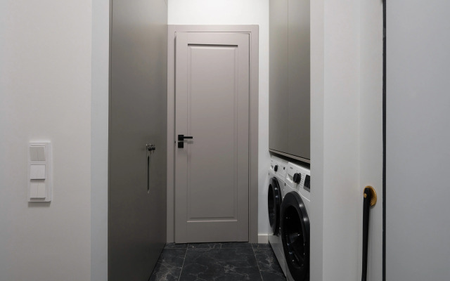 Orange Apart Zhk Metropoliya Flat