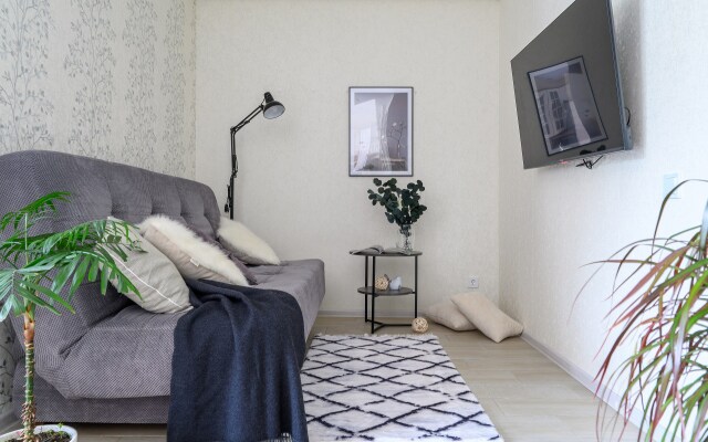 Uyutnaya s balkonom i vidom na gory. Kvatro 119 Apartments Flat