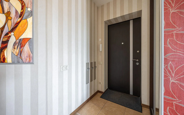 Kvartira izi Apart v centre Niznego Novgoroda na ulice Izorskoj 18