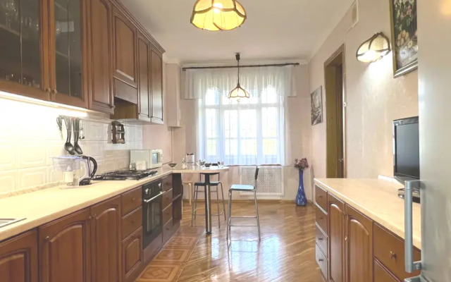 Апартаменты 365 Kлючей по Yлице Калинина 10