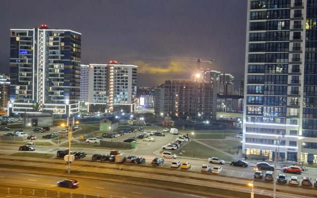 S Konditsionerom Ryadom S Metro Flat