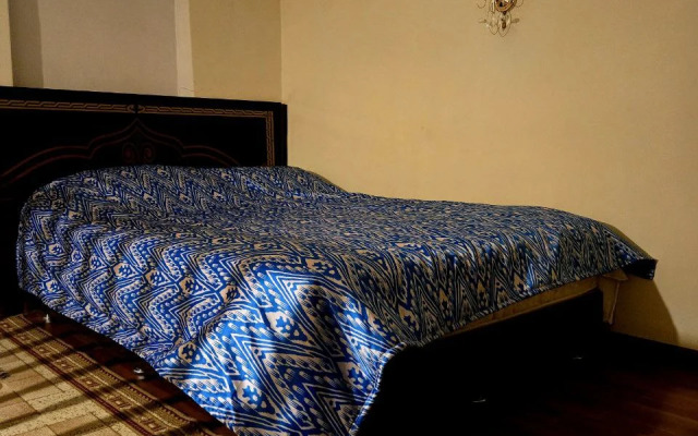 Отель Чор Минор 100 м до старого города Мы готовы к Новому году и с бесплатным кофе