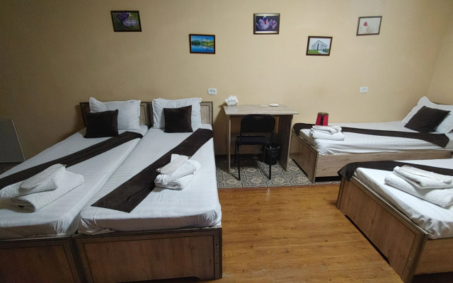 Zafaron Hotel
