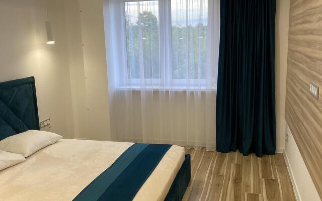 Apartamenty Dvukhkomnatnye Apartamenty Na Naberezhnoy