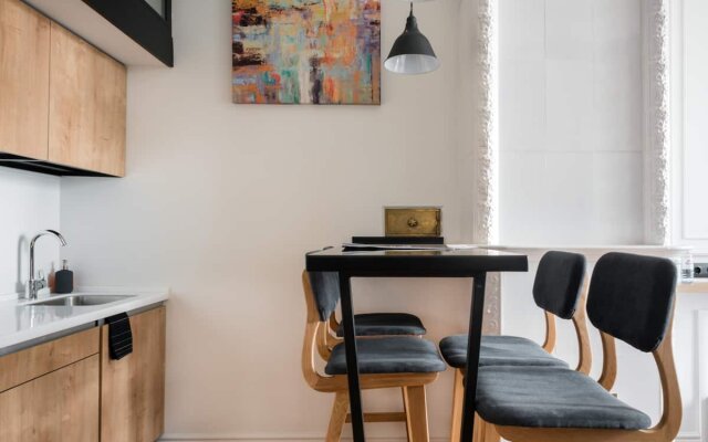 Apartment F12