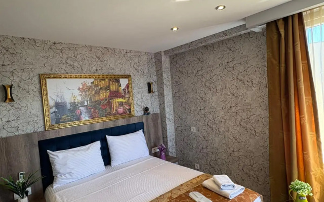 Peker Hotel