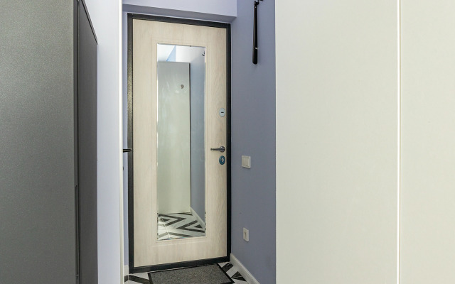 Апартаменты InHome24 Комфортные и яркие недалеко от метро Спартак