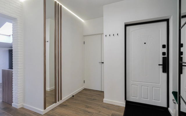 Lyuks v Zhk Stolichny Flat