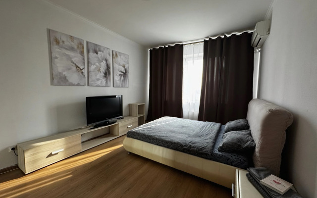 V Drozhzhino Flat