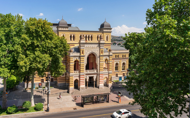 Alma Tbilisi Boutique Hotel - Image 2