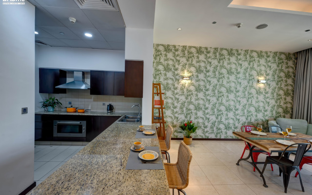 bnbmehomes | Pvt Beach, Infinity Pool @ Andaaz-204 Apartments