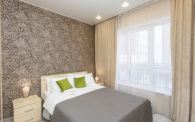 Квартира рядом с теннисным кортом и парком Сибирь House