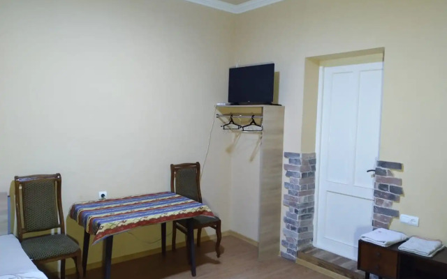 Alpina Yerevan Hotel
