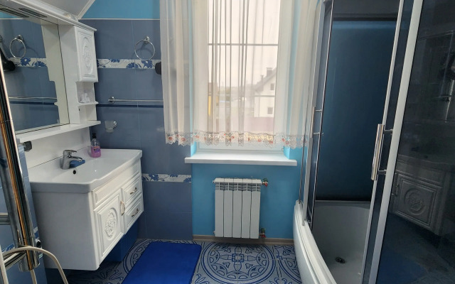 Na Poberezhye Private house