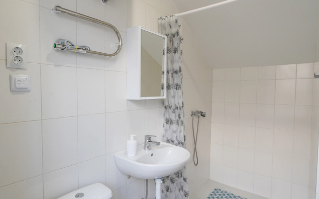 Квартира Стильная новая 2-комнатная студия